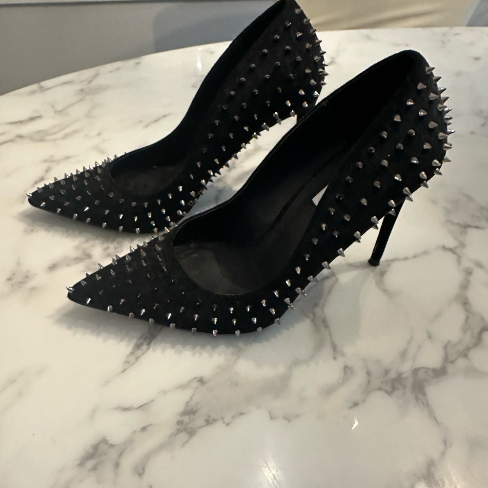 Steve Madden Vala Spike Black Heels 8.5